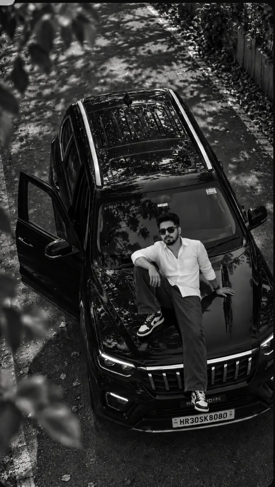 B&W Scorpio Prompt