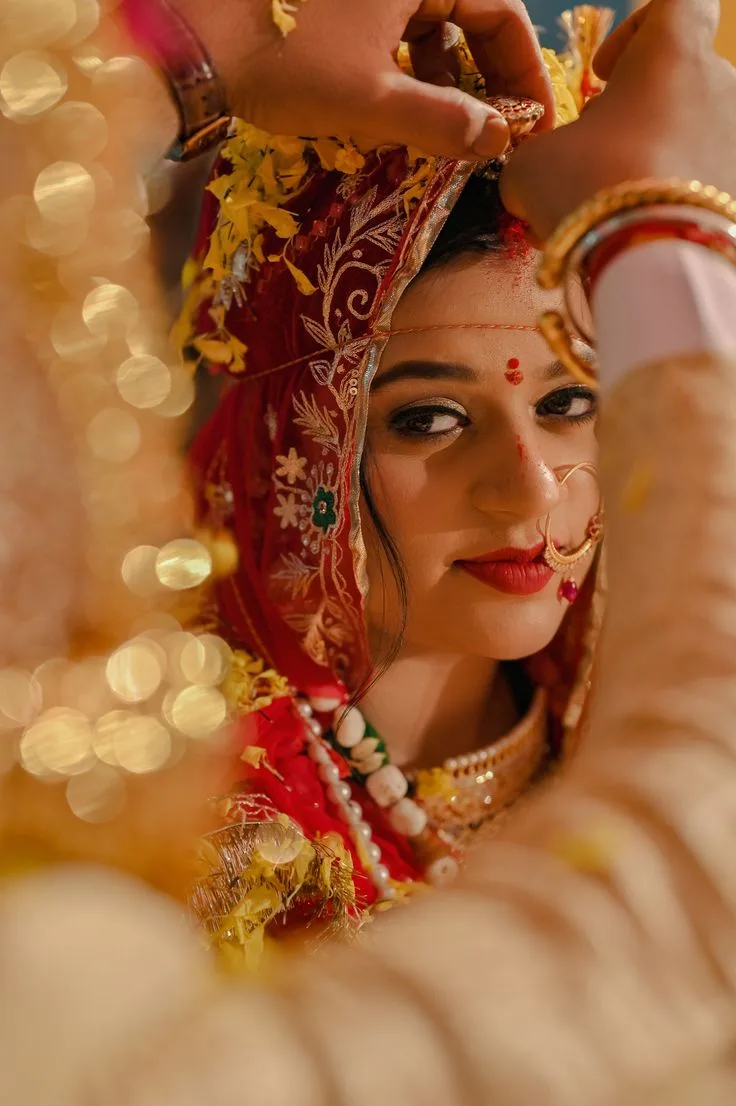 Intimate Sindoor Daan Ritual with Indian Bride Wearing Red Embroidered Odhni