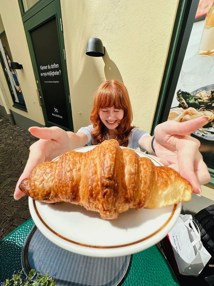 High-resolution vertical 4:5 lifestyle food photograph based closely on the reference
